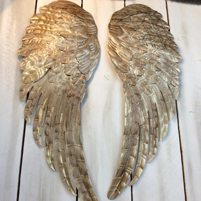 Angel wings metal wall decor