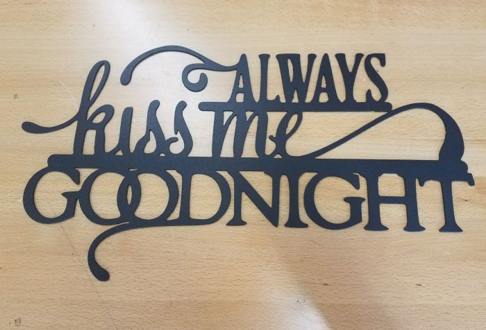 Always kiss me goodnight metal wall decor